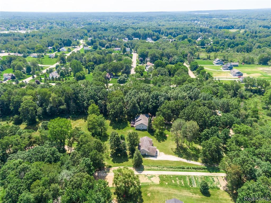 8249 Chambers Road Pinckney, MI 48169 - Photo 47 of 59