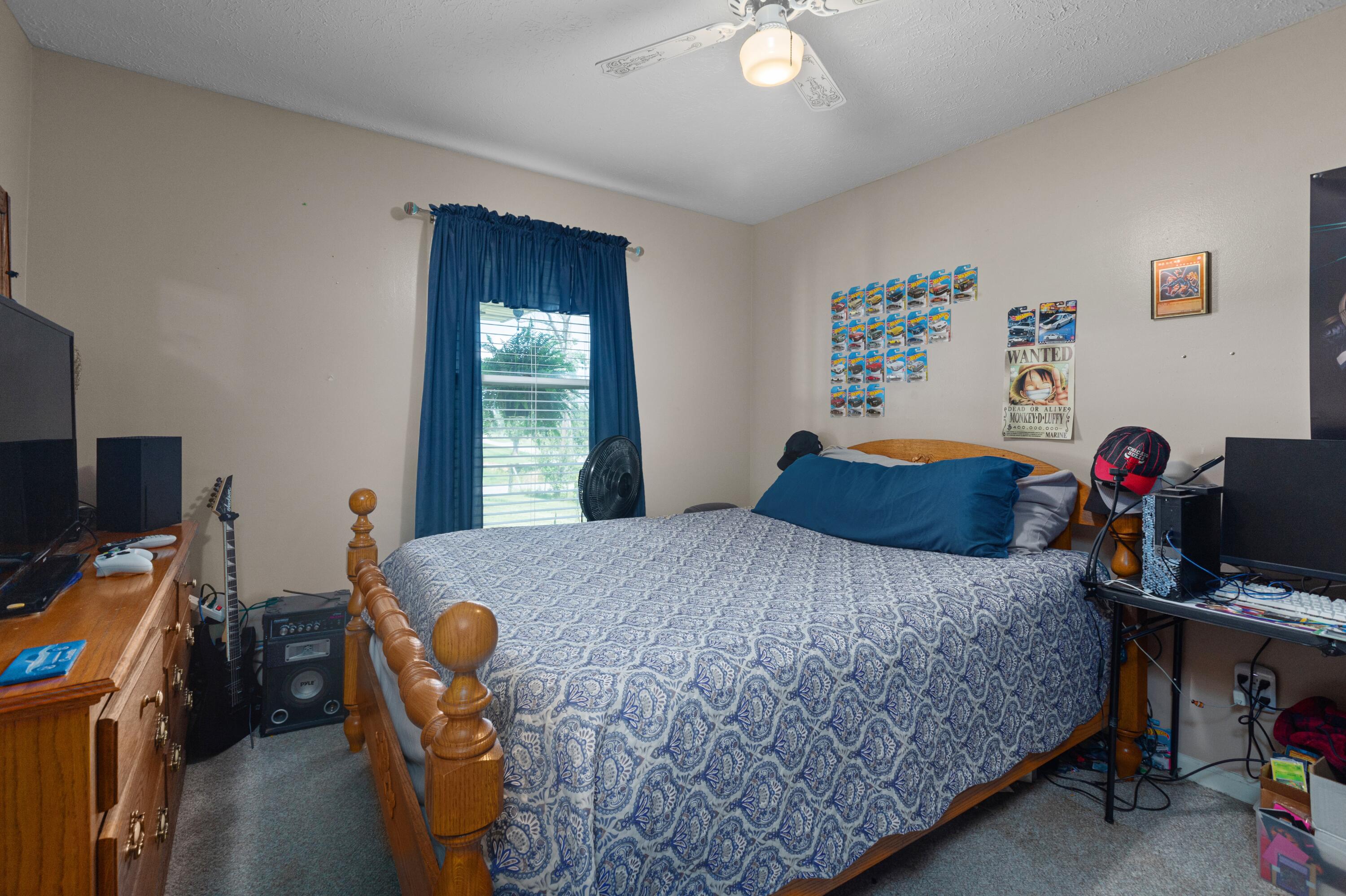 197 Gum Bottom Road Waco, KY 40385 - Photo 11 of 27 Front Middle Bedroom