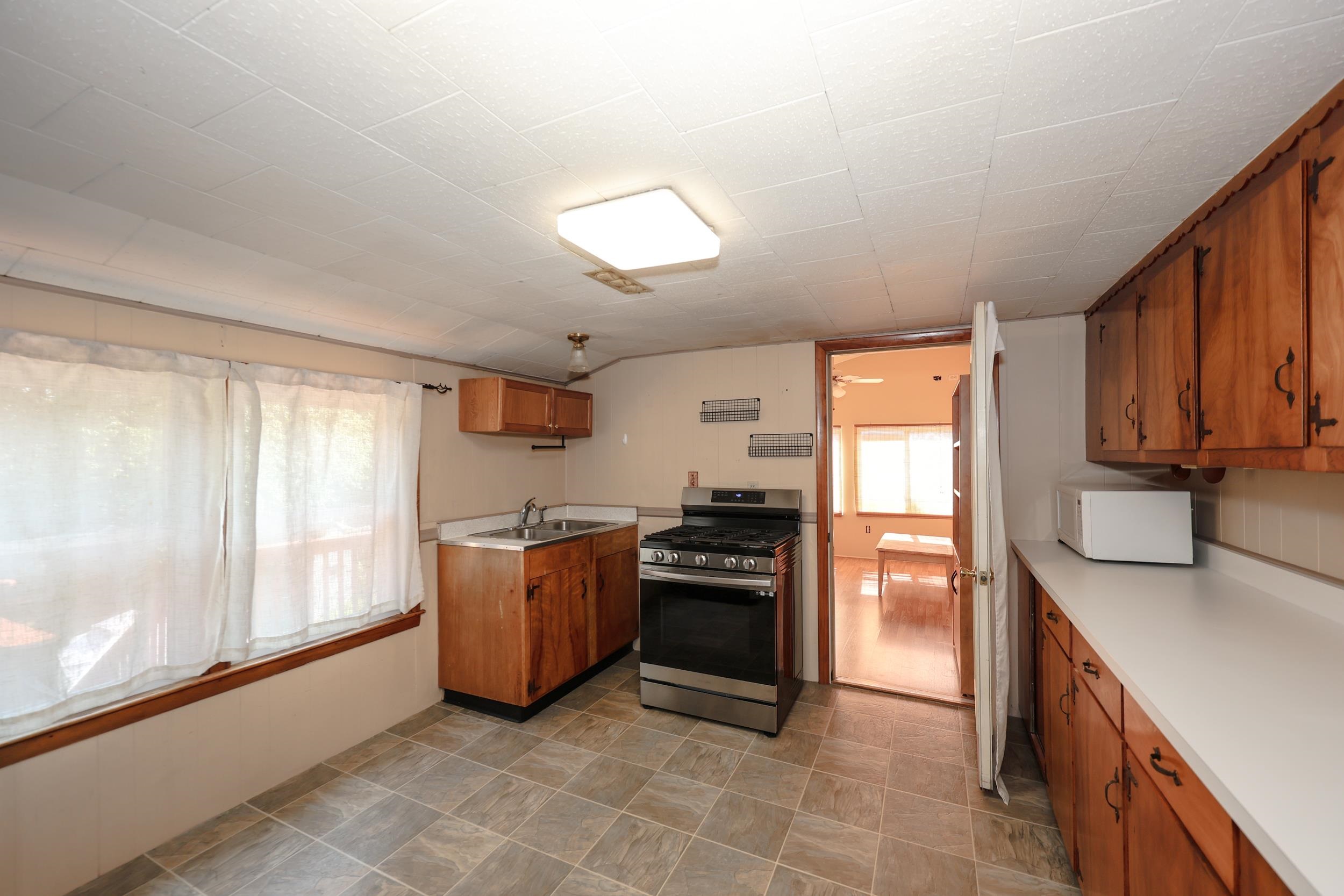 1 Gumpas Hill Road Pelham, NH 03076 - Photo 26 of 56 Gallery Image 26