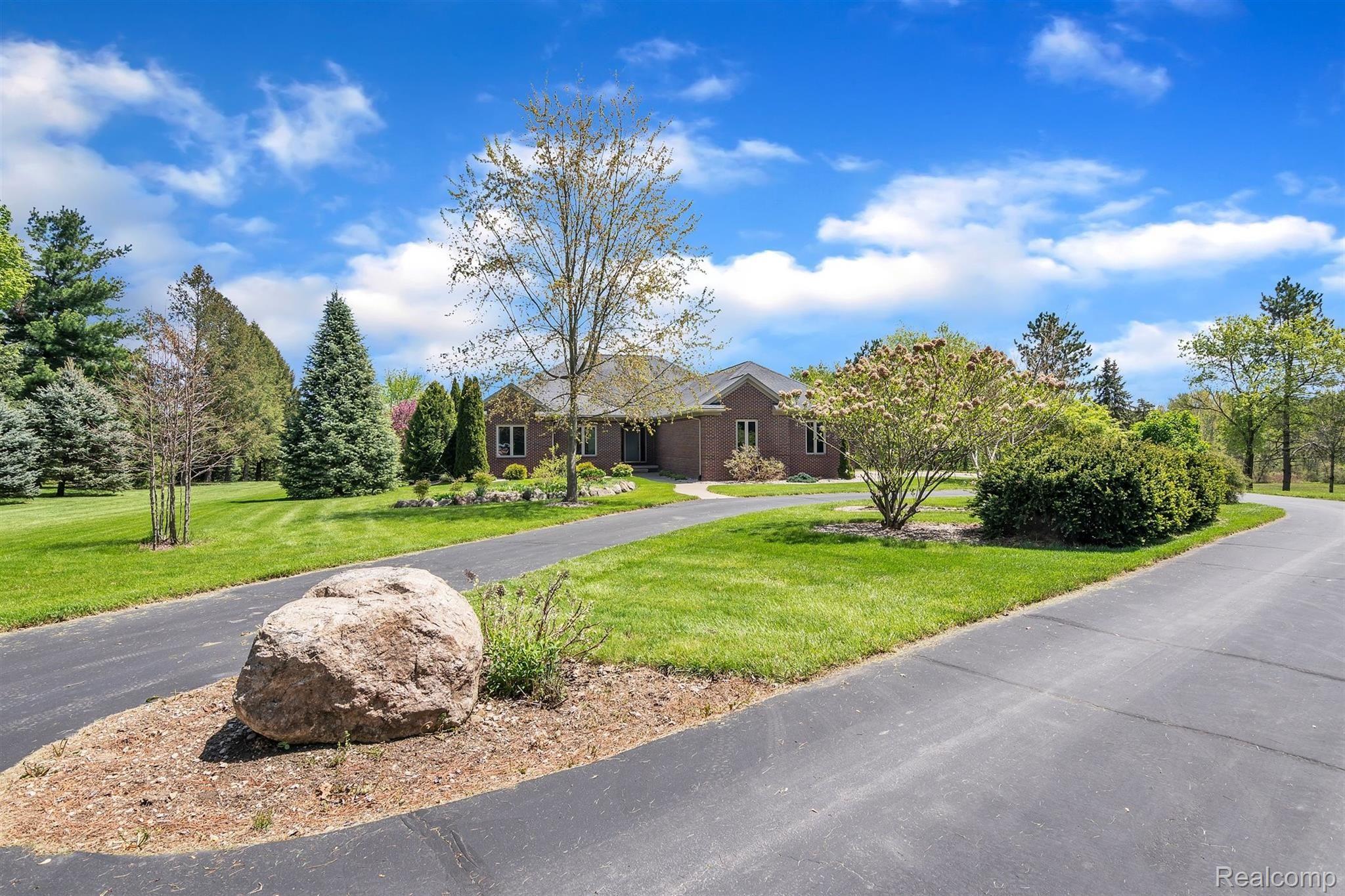 5786 South Weed Road Plymouth, MI 48170 - Photo 5 of 55 05-5786-S-Weed-Rd-WindowStill-Real-Estate-Photography-5.jpg