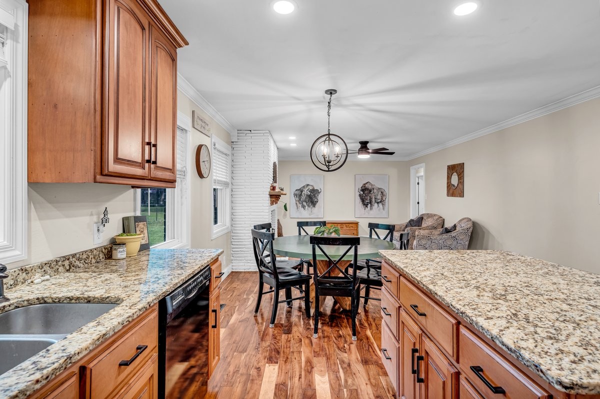 207 East Fort Street Tullahoma, TN 37388 - Photo 14 of 45 a view of a kitchen and dining area