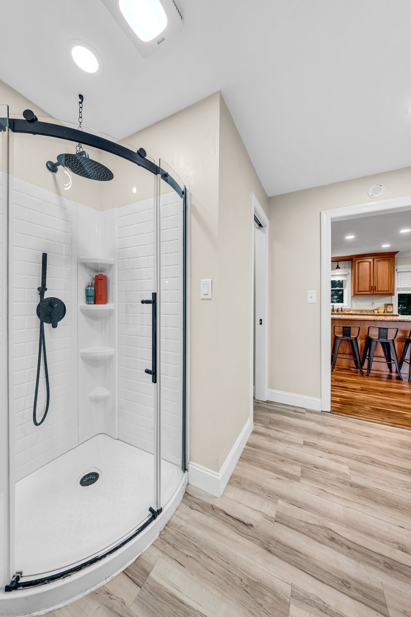 207 East Fort Street Tullahoma, TN 37388 - Photo 24 of 45 a bathroom with a shower