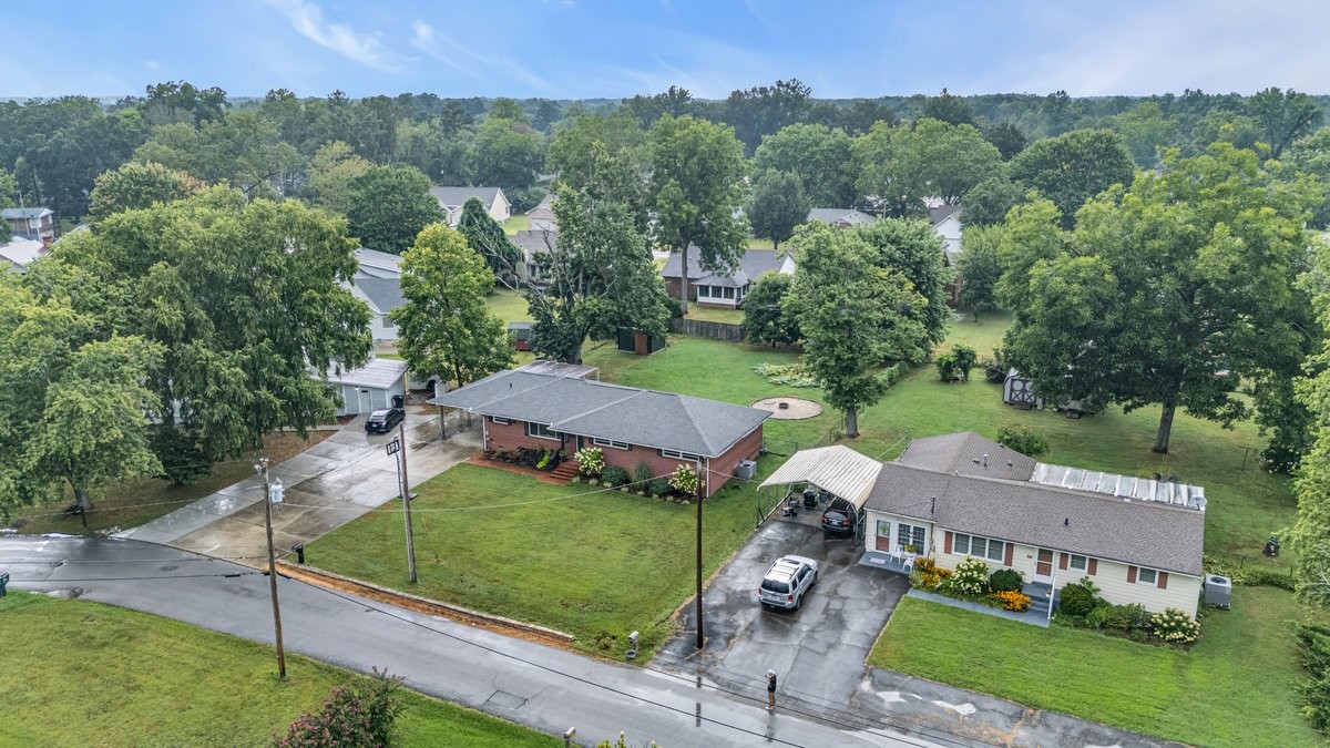 207 East Fort Street Tullahoma, TN 37388 - Photo 44 of 45 an aerial view of a house