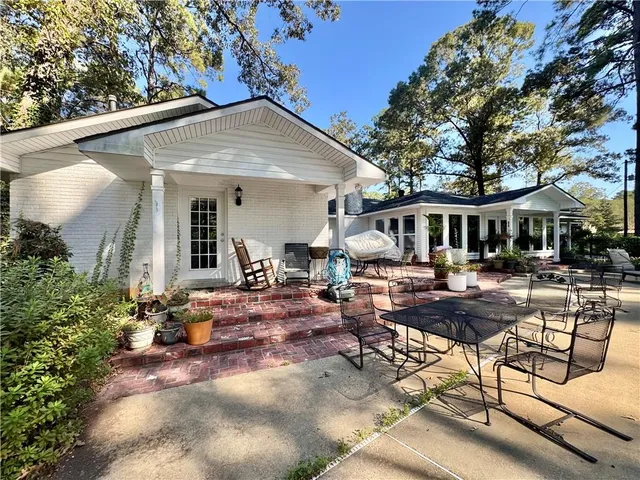 $429,000 | 130 Holt Road, Pollock, LA 71467