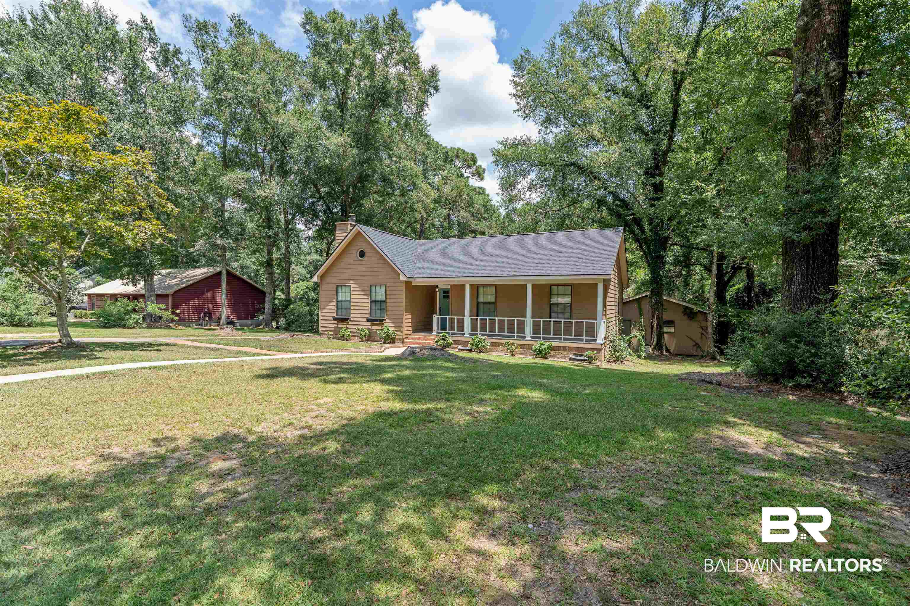 147 Richmond Road Daphne, AL 36526 - Photo 2 of 27
