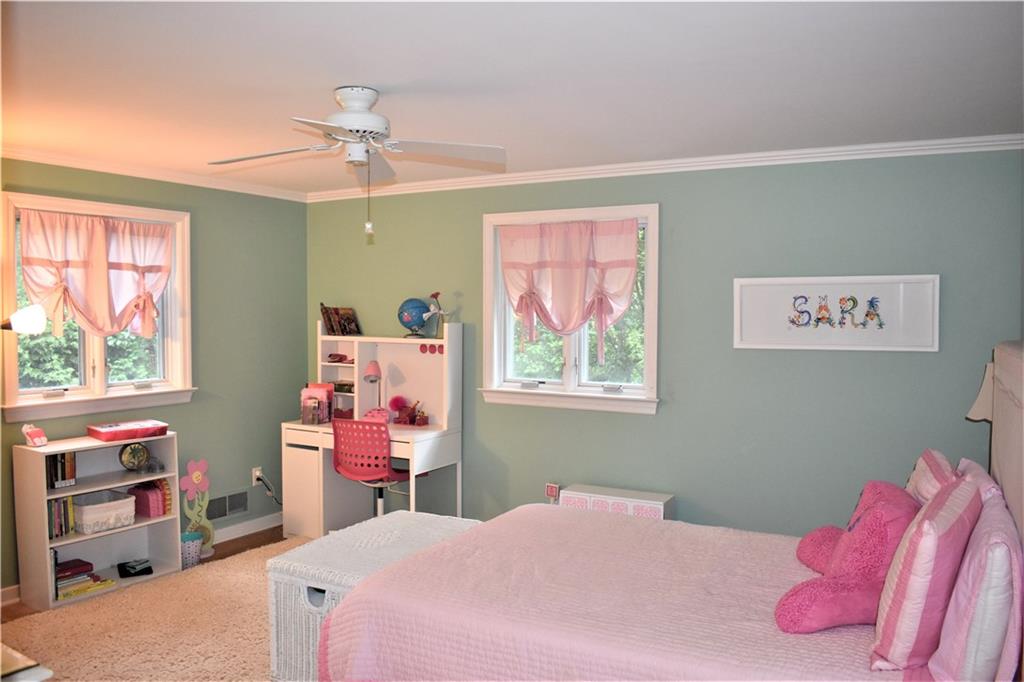 841 Elm Spring Road Pittsburgh, PA 15243 - Photo 17 of 25 Gallery Image 17