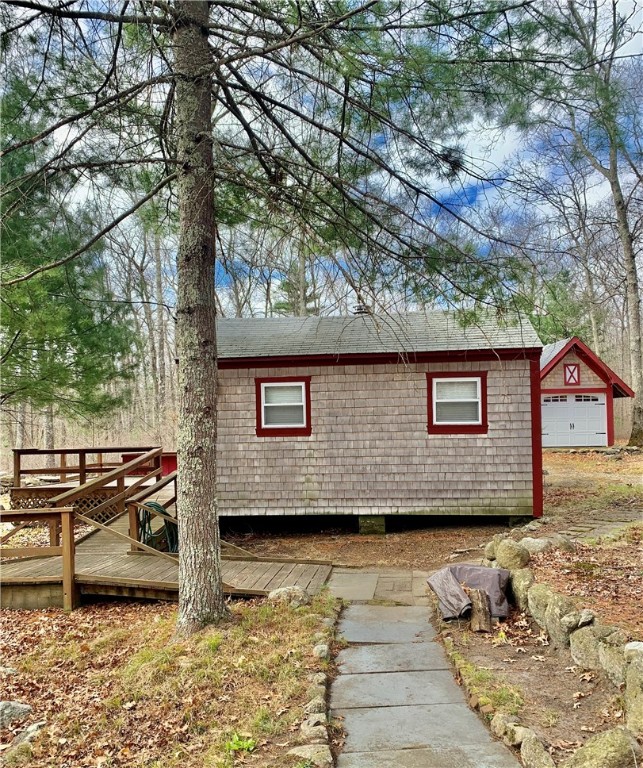 9 Pine Tree Lane Foster, RI 02825 - Photo 1 of 17 Gallery Image 1