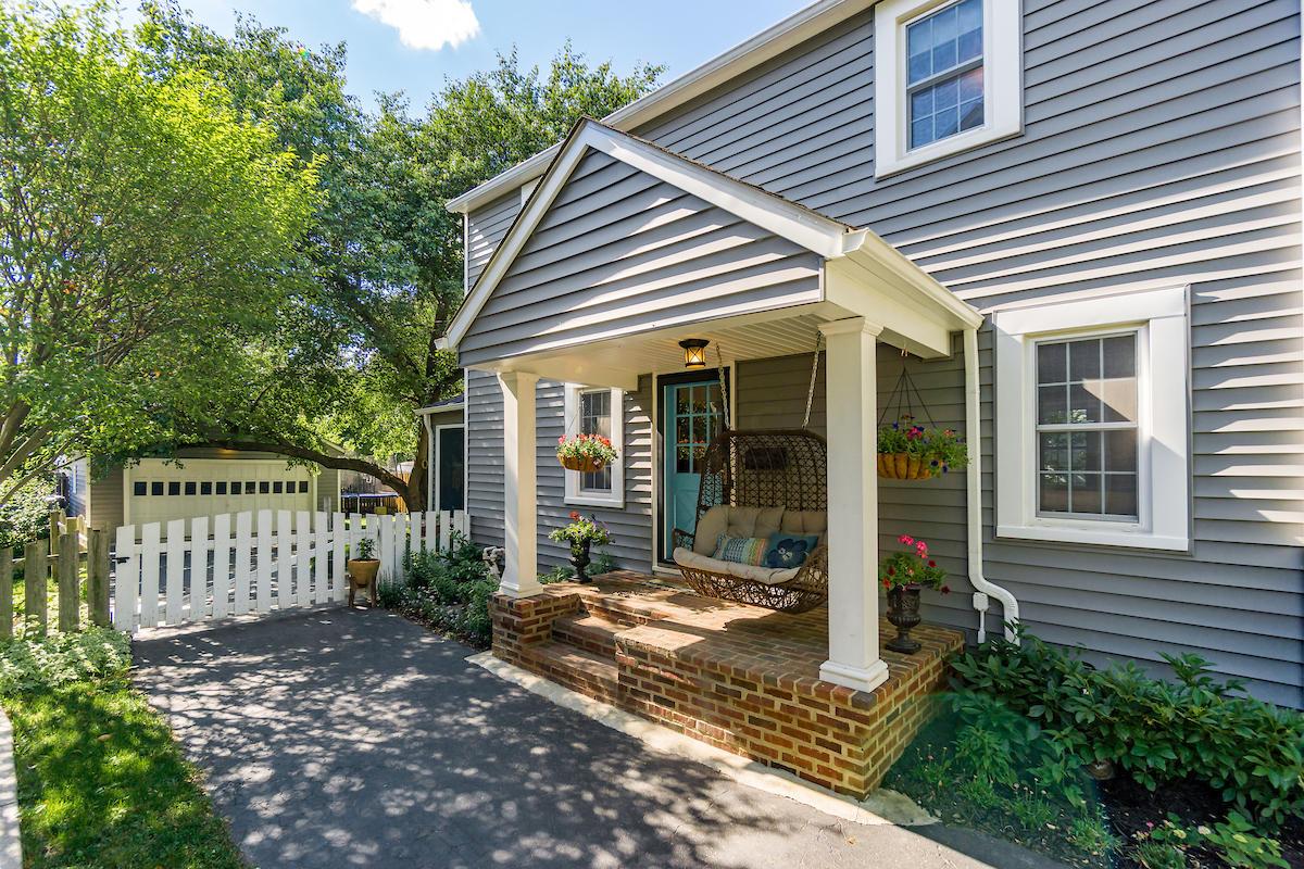 891 South Remington Road Columbus, OH 43209 - Photo 2 of 49