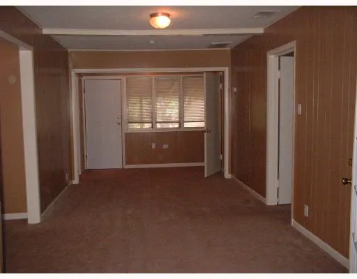 a view of empty room with window