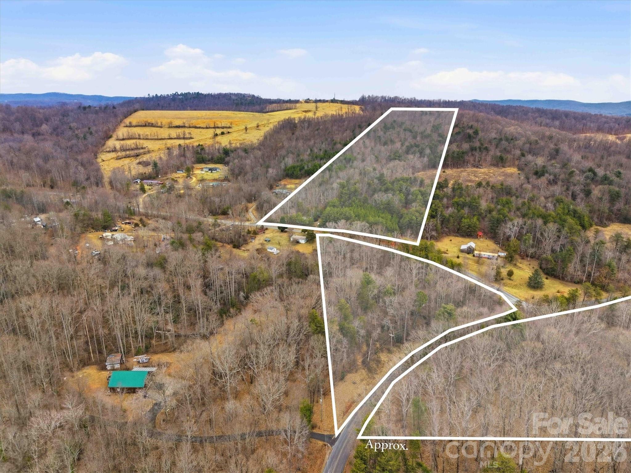 0 Pilgrim Church Road Hiddenite, NC 28636 - Photo 15 of 21 a view of sky from balcony