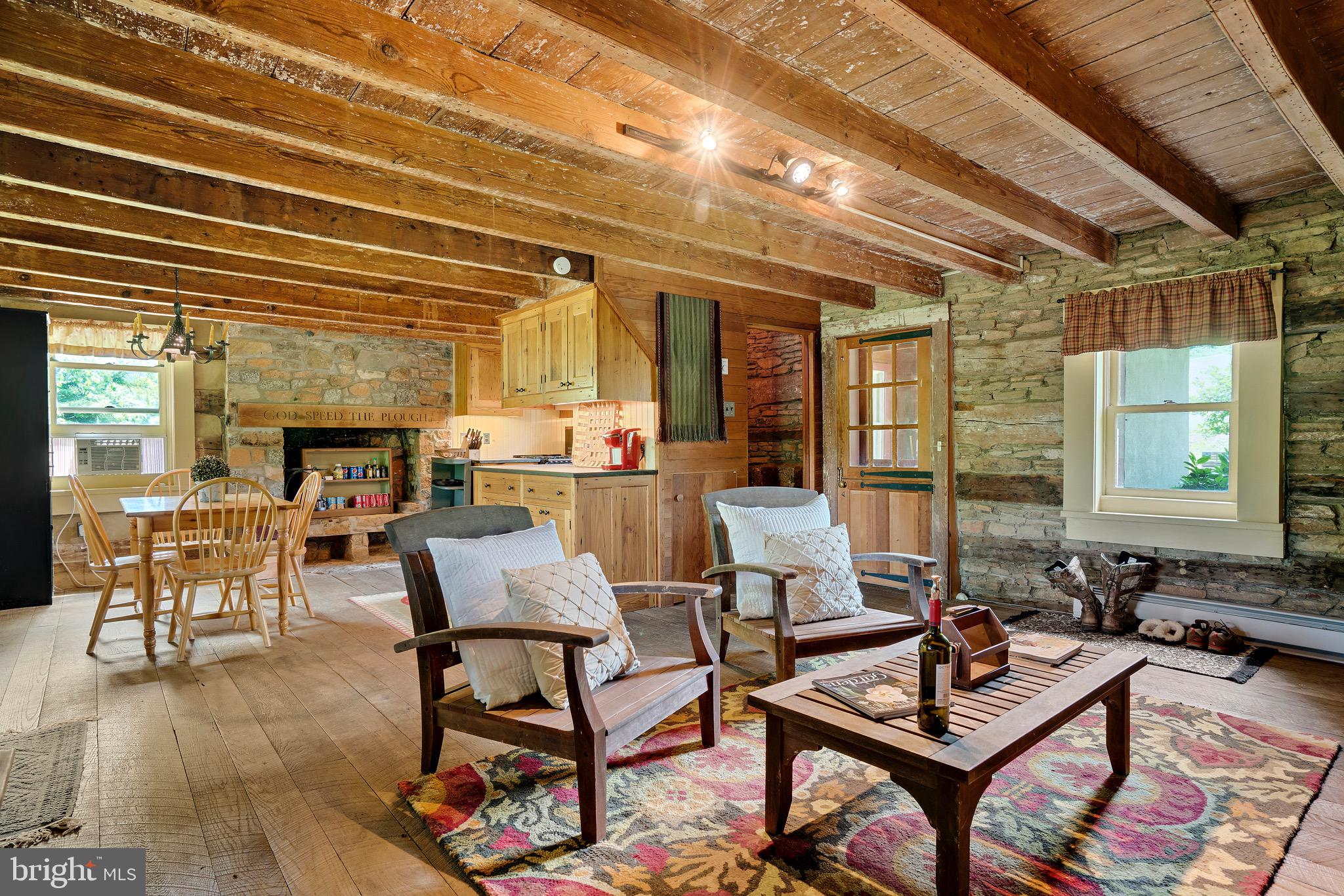14061 Hume Road Hume, VA 22639 - Photo 11 of 91 Gallery Image 11