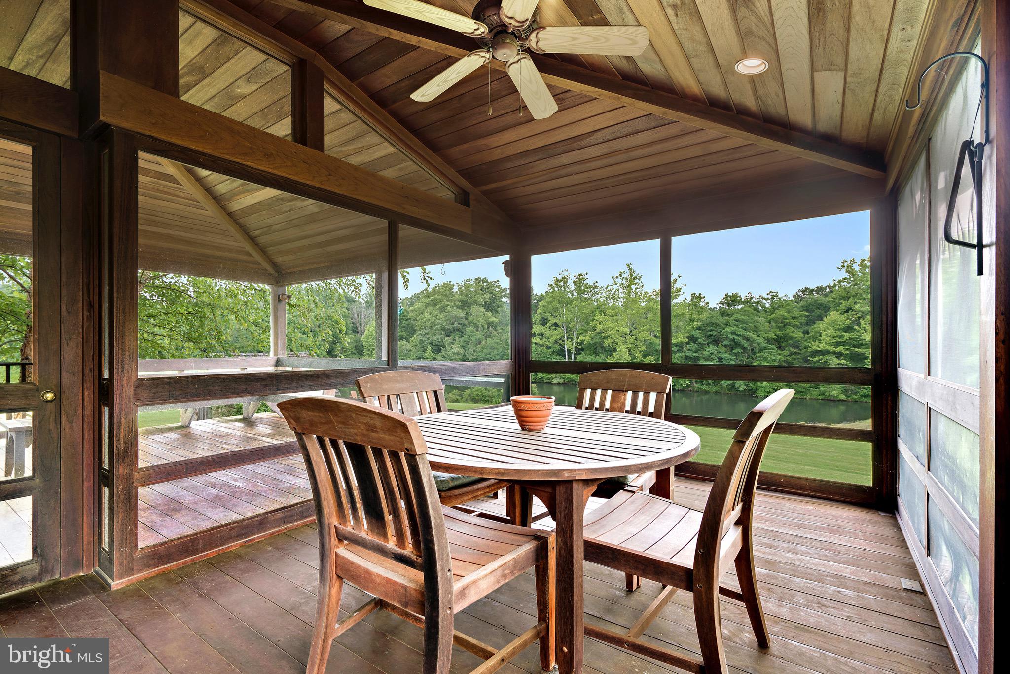 14061 Hume Road Hume, VA 22639 - Photo 27 of 91 Gallery Image 27