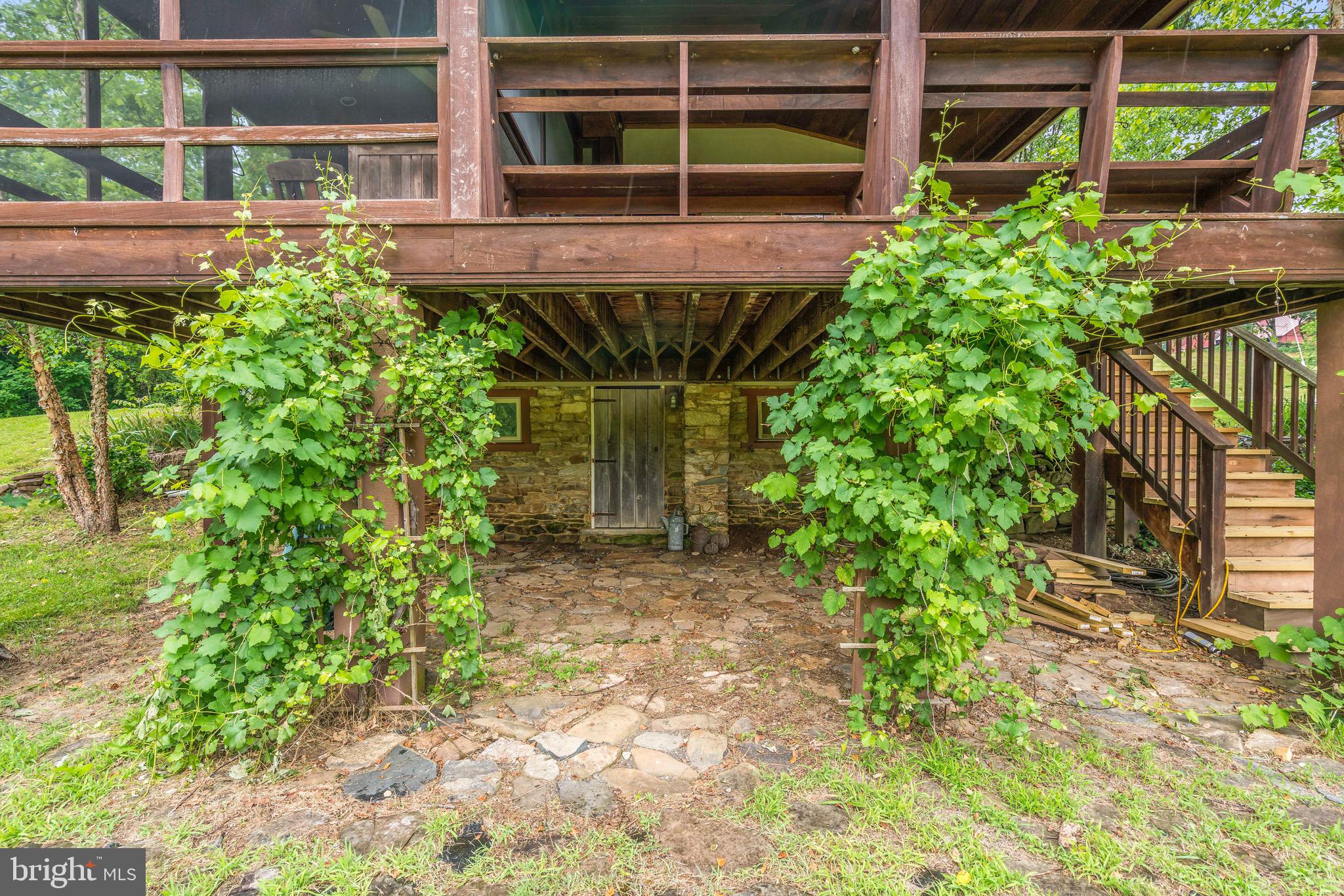 14061 Hume Road Hume, VA 22639 - Photo 28 of 91 Gallery Image 28
