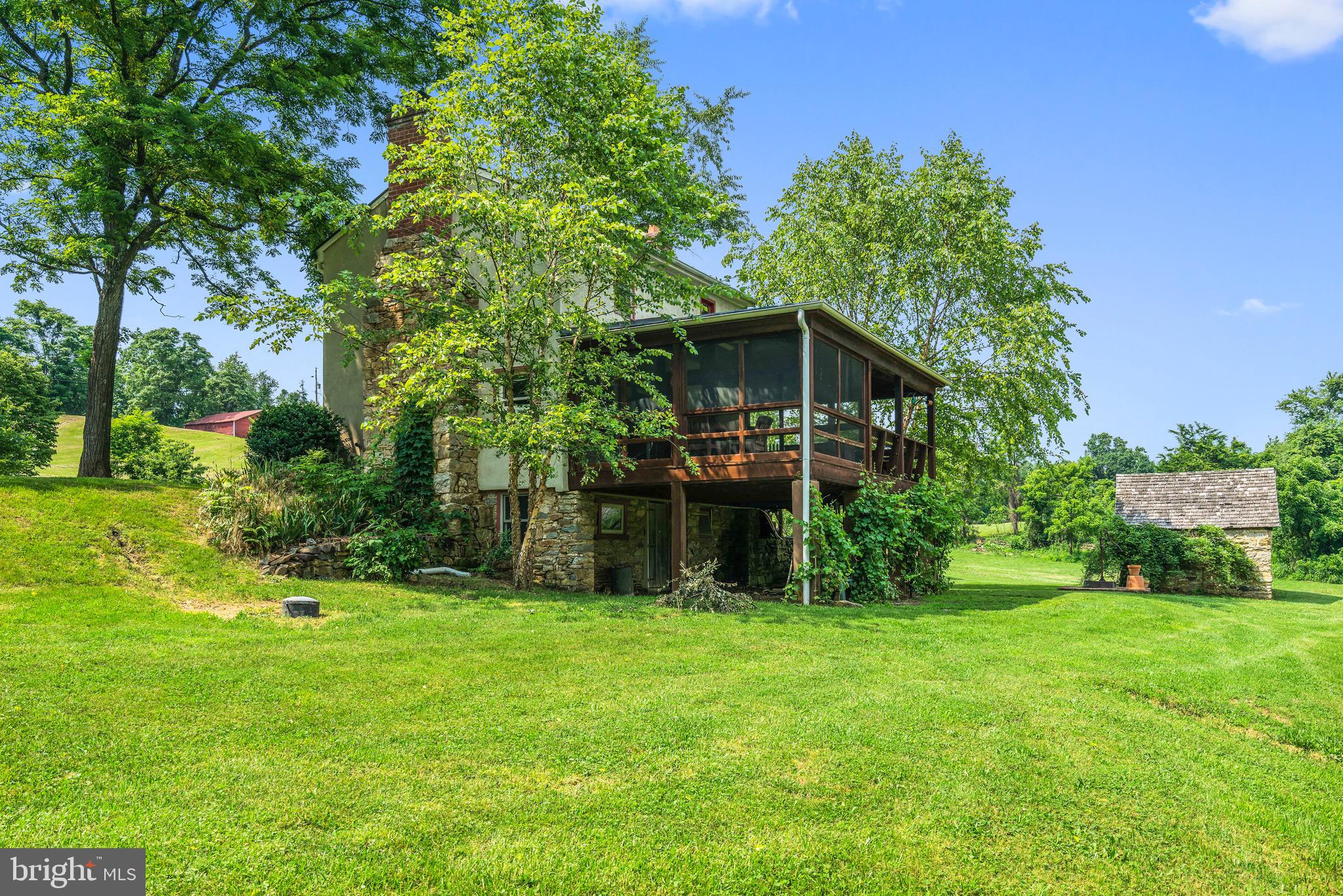 14061 Hume Road Hume, VA 22639 - Photo 36 of 91 Gallery Image 36