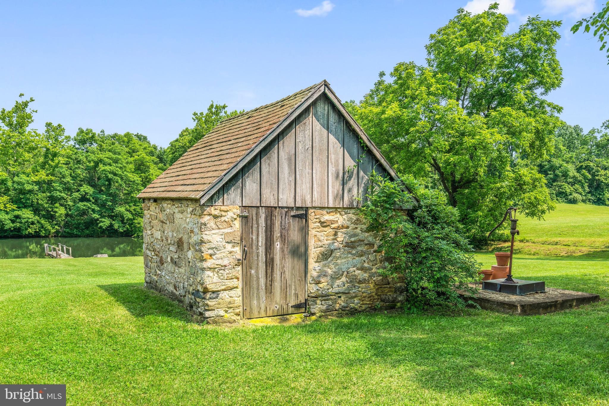 14061 Hume Road Hume, VA 22639 - Photo 39 of 91 Gallery Image 39