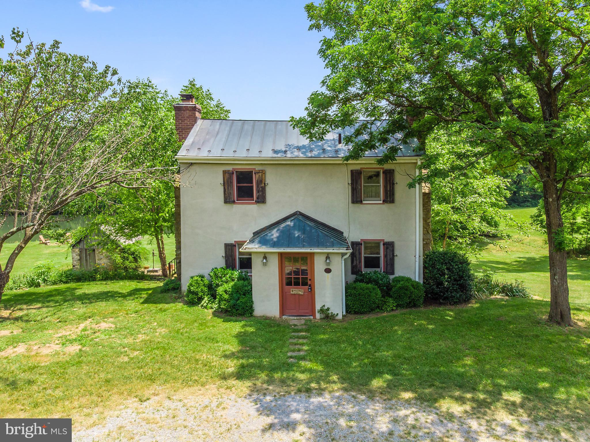 14061 Hume Road Hume, VA 22639 - Photo 5 of 91 Gallery Image 5