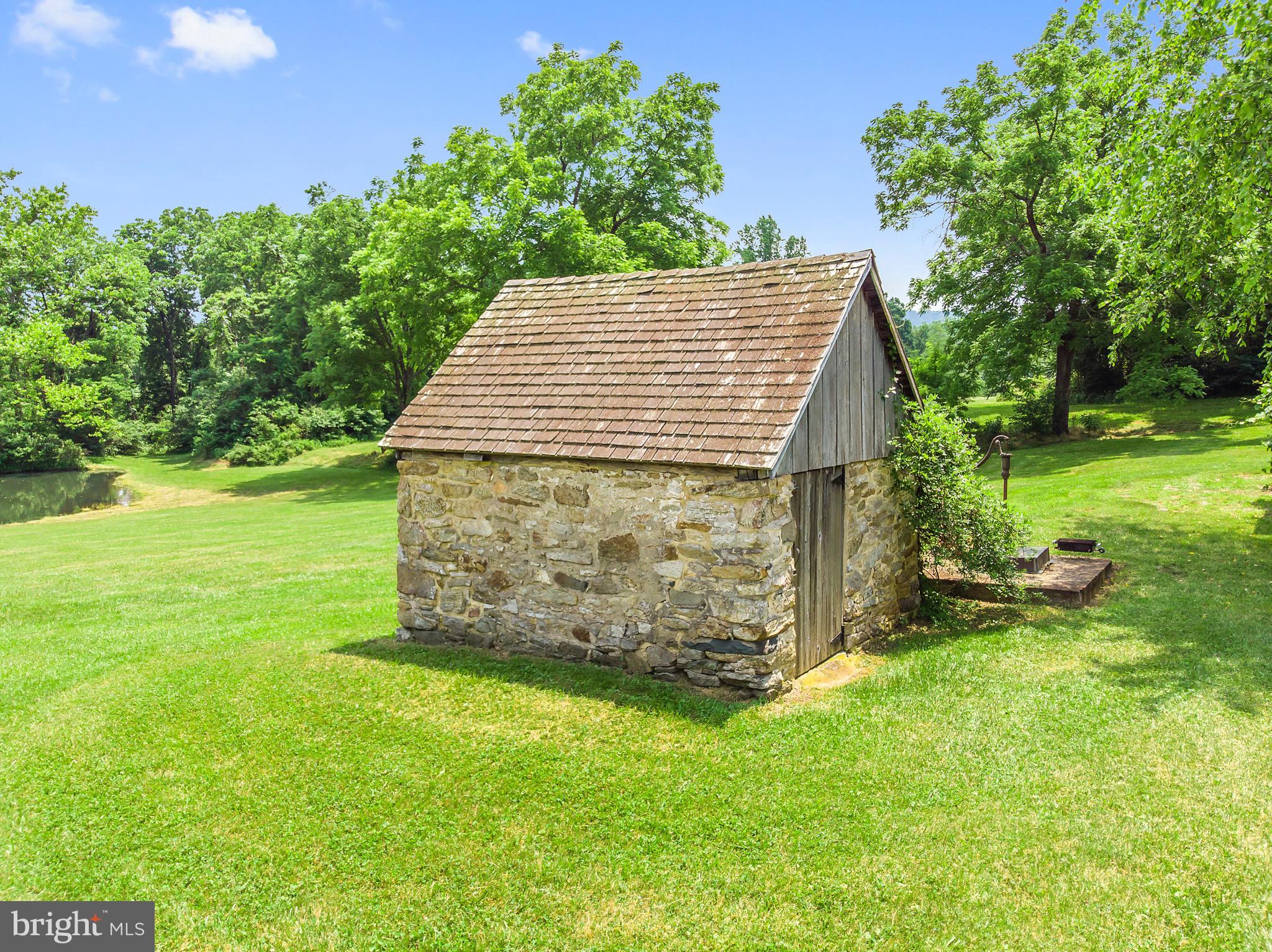 14061 Hume Road Hume, VA 22639 - Photo 43 of 91 Gallery Image 43