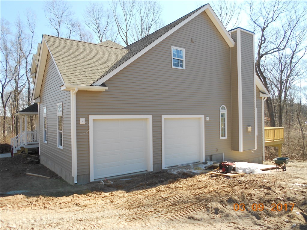 22 Bourque Road Cumberland, RI 02864 - Photo 33 of 36