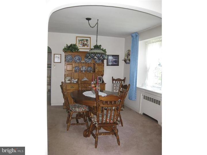 8 Meetinghouse Road Hatboro, PA 19040 - Photo 4 of 25 Dining Room
