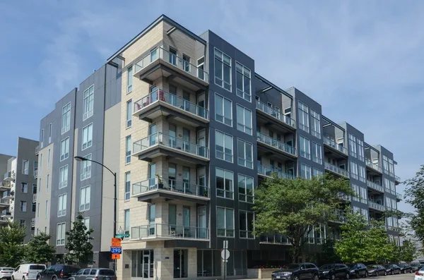 $7,250 | 134 South Aberdeen Street, Unit 6NR, Chicago, IL 60607