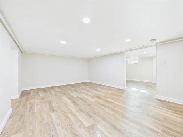 $575,000 | 25 Pershing Avenue, Acushnet, MA 02743