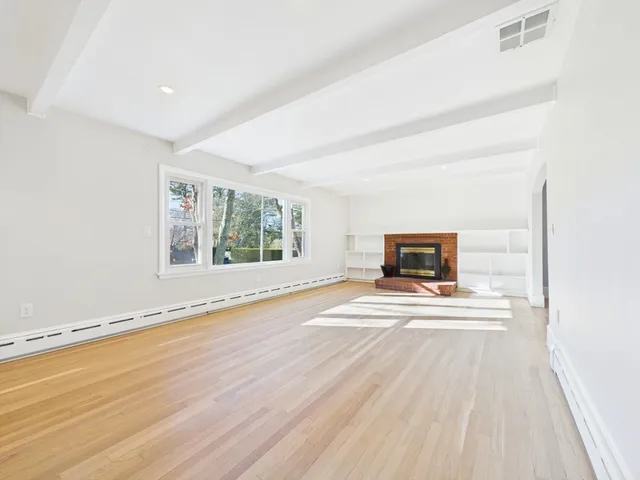 $575,000 | 25 Pershing Avenue, Acushnet, MA 02743