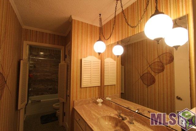 303 East Woodlawn Ranch Road Houma, LA 70363 - Photo 12 of 20 Gallery Image 12
