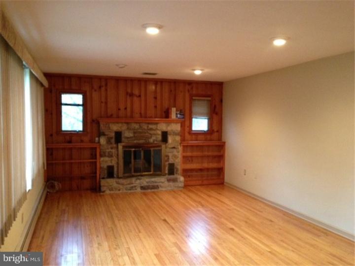 809 Collegeville Road Mont Clare, PA 19453 - Photo 2 of 24 Gallery Image 2