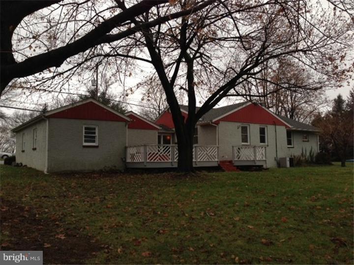 809 Collegeville Road Mont Clare, PA 19453 - Photo 15 of 24 Gallery Image 15