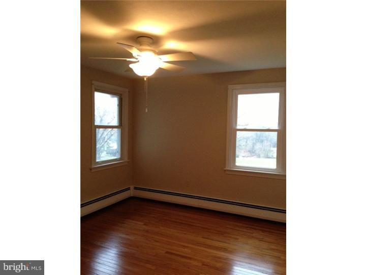 809 Collegeville Road Mont Clare, PA 19453 - Photo 7 of 24 Gallery Image 7