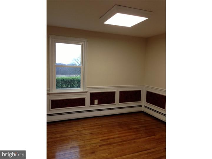 809 Collegeville Road Mont Clare, PA 19453 - Photo 9 of 24 Gallery Image 9