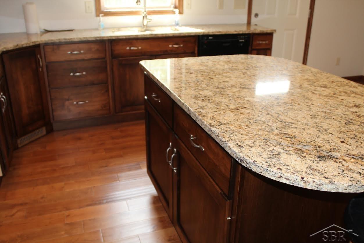2525 Midland Road Saginaw, MI 48603 - Photo 3 of 6 31267514-2.JPG
