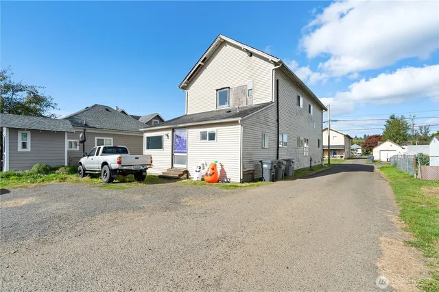 $250,000 | 1117 East 1st Street, Aberdeen, WA 98520