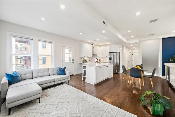 $975,000 | 12-14 Porter Street, Unit 12, Boston, MA 02130