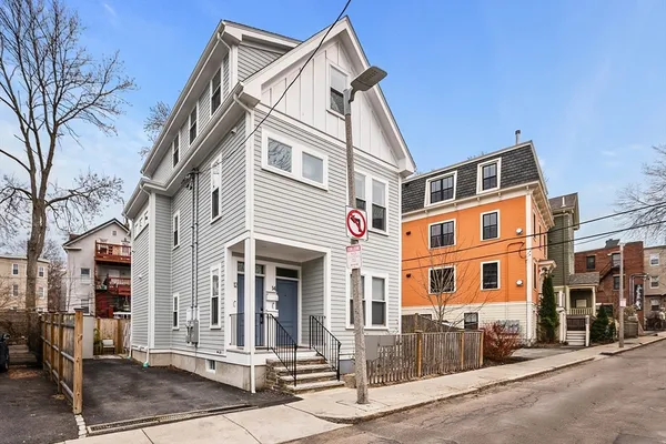 $975,000 | 12-14 Porter Street, Unit 12, Boston, MA 02130
