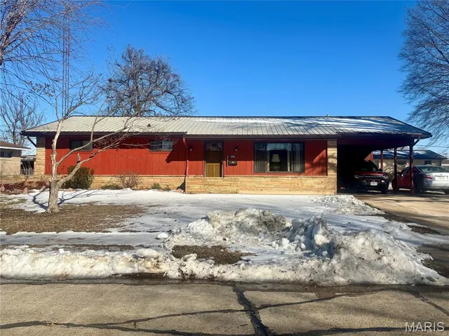 $189,000 | 604 Maple Street, Sikeston, MO 63801