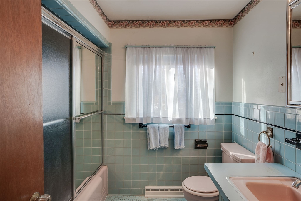 70 Moon Road Lynn, MA 01904 - Photo 16 of 35 Gallery Image 16