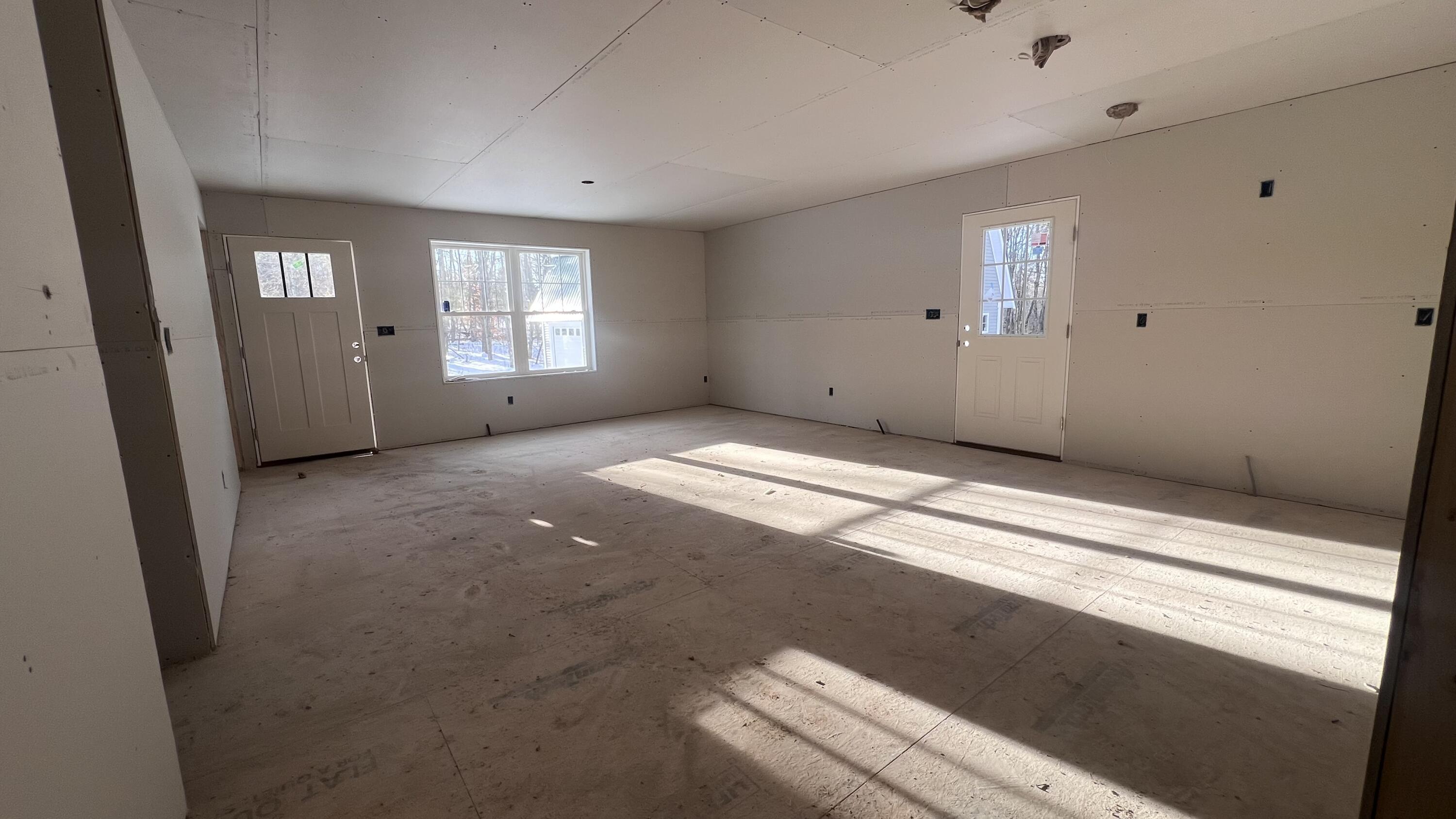 140 Raymond Hill Road Raymond, ME 04071 - Photo 8 of 37 IMG_1686