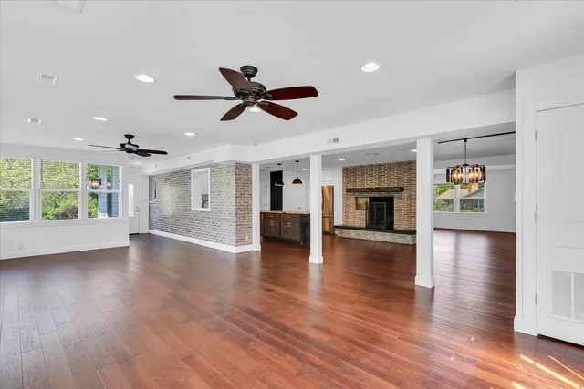 $675,000 | 811 Hamilton Drive, Champaign, IL 61820