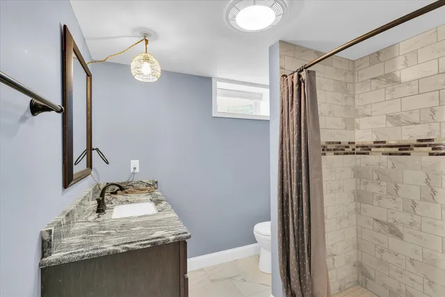 $675,000 | 811 Hamilton Drive, Champaign, IL 61820