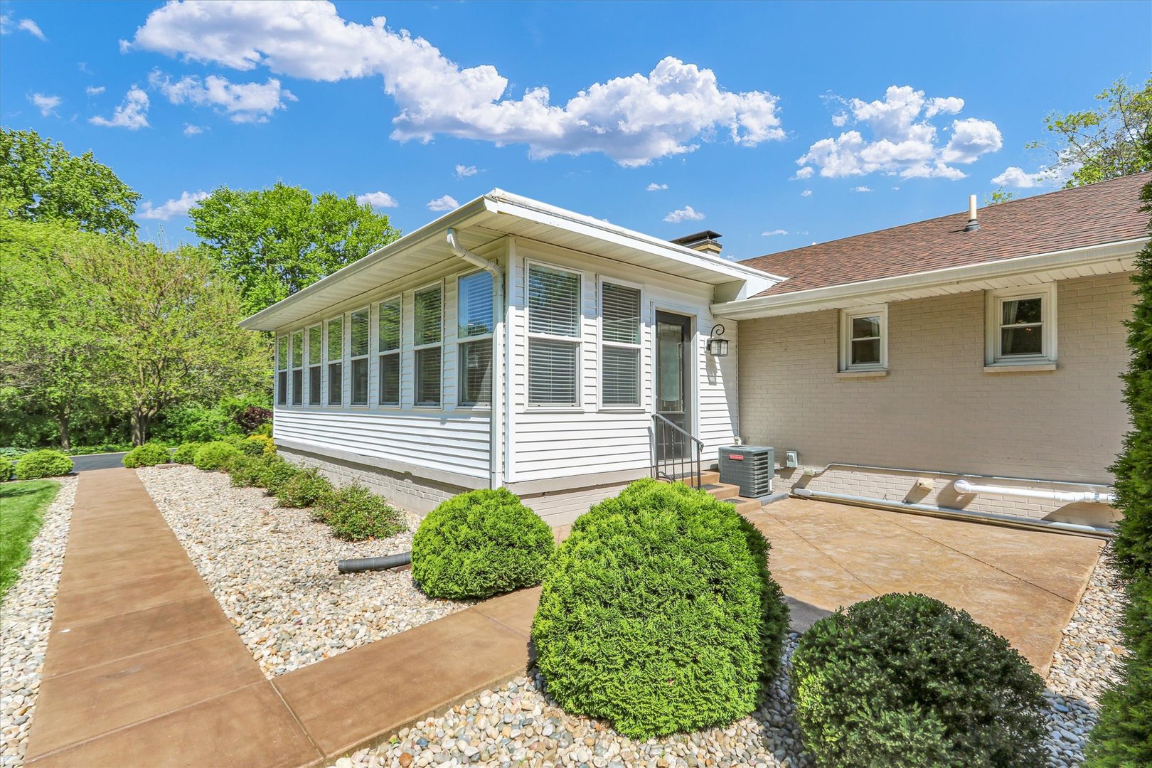 811 Hamilton Drive Champaign, IL 61820 - Photo 46 of 49