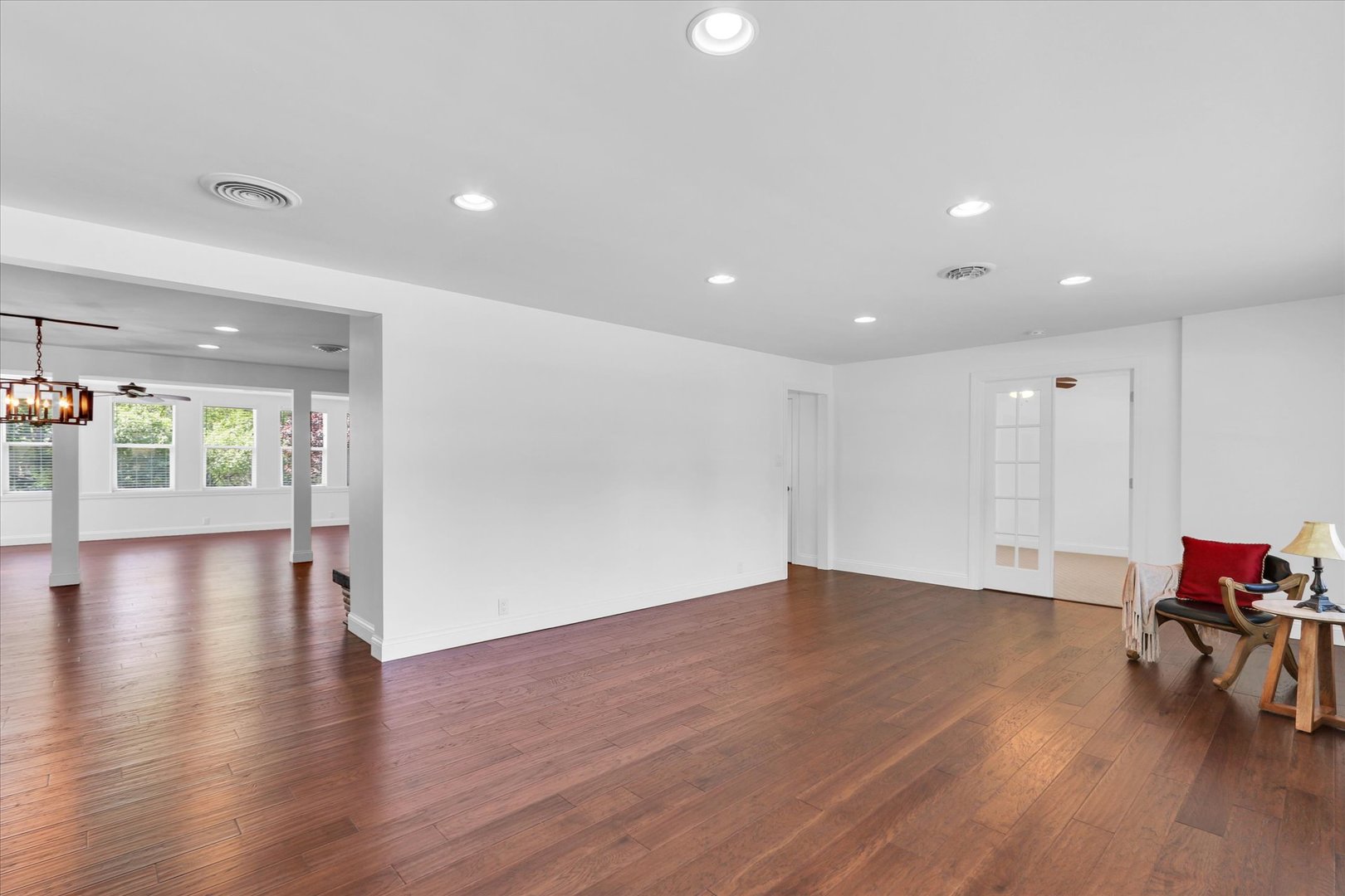 811 Hamilton Drive Champaign, IL 61820 - Photo 9 of 49