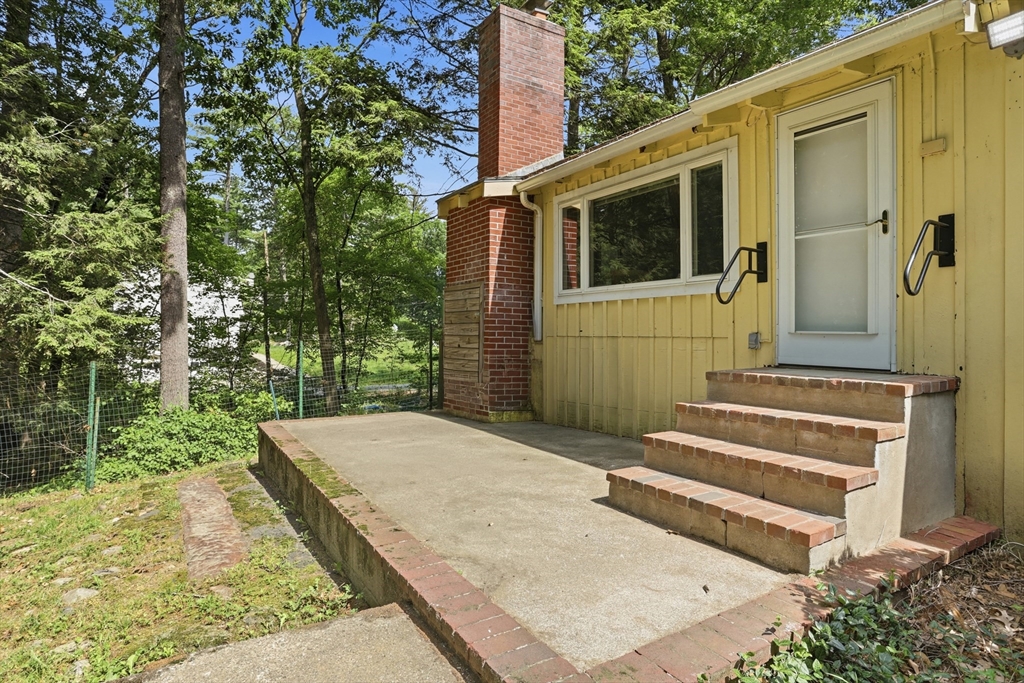 24 Forest Road Acton, MA 01720 - Photo 31 of 36