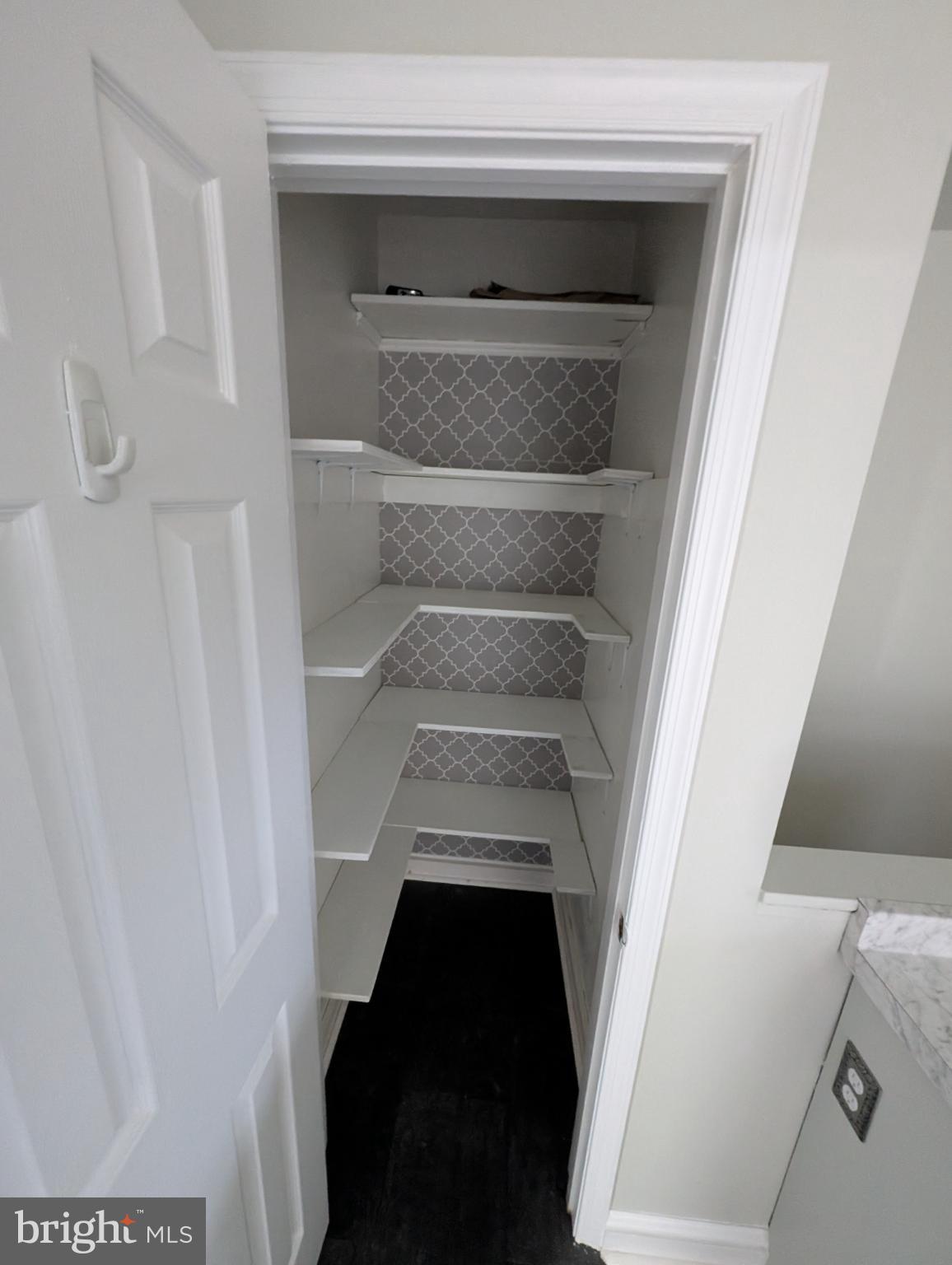 20 Dale Court Wilmington, DE 19810 - Photo 15 of 33 a view of entryway