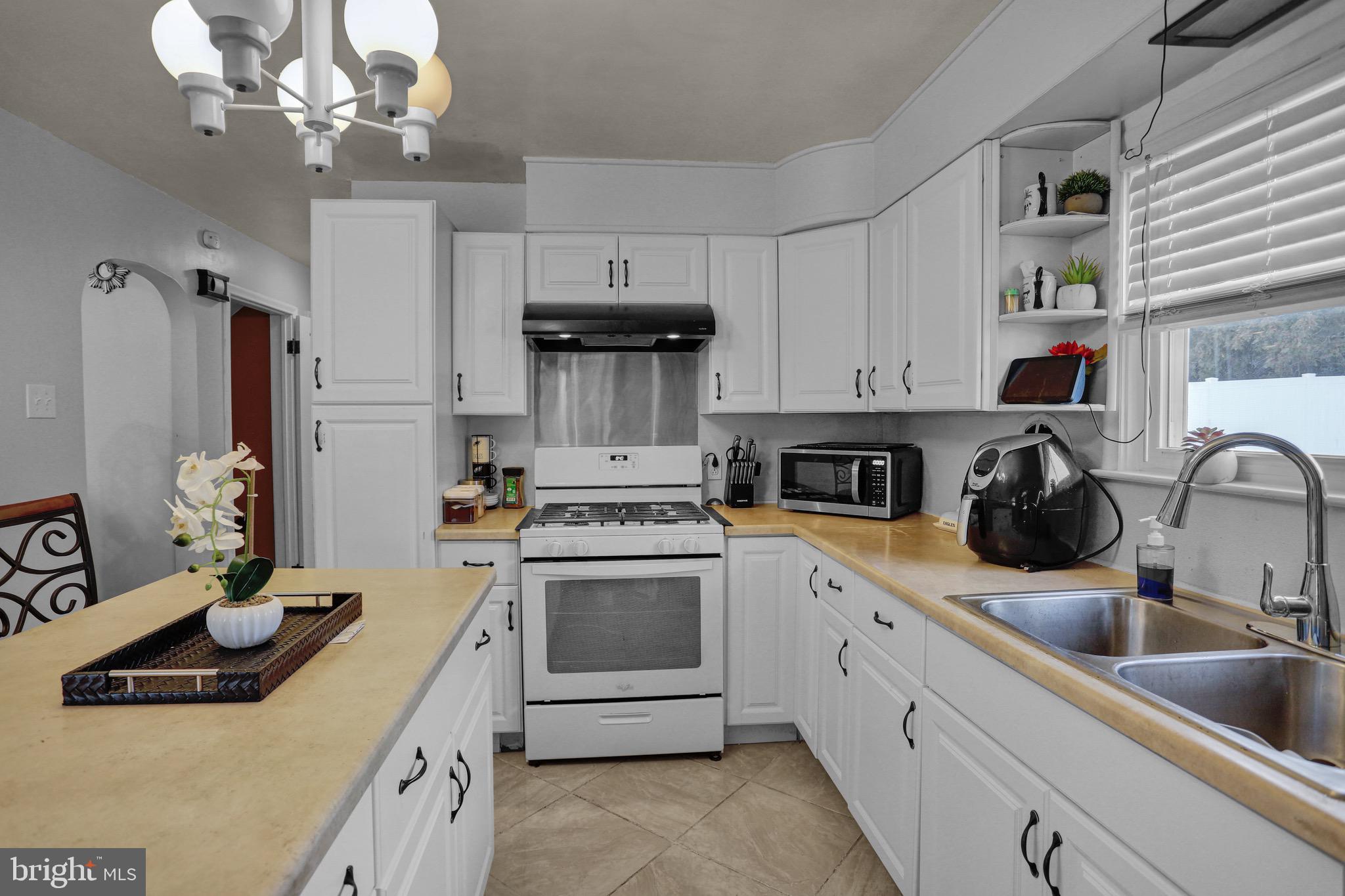 324 McClellan Street Reading, PA 19611 - Photo 13 of 29