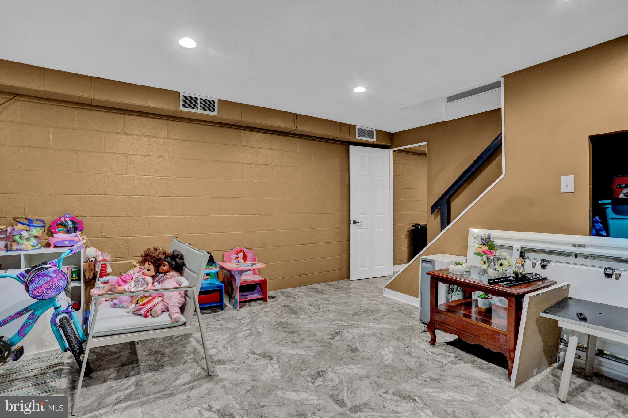 324 McClellan Street Reading, PA 19611 - Photo 26 of 29