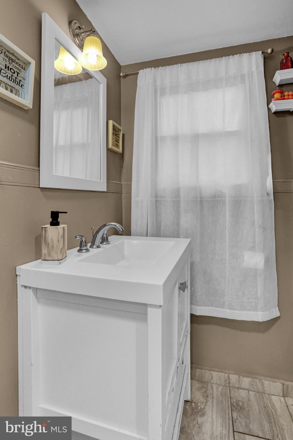 324 McClellan Street Reading, PA 19611 - Photo 9 of 29