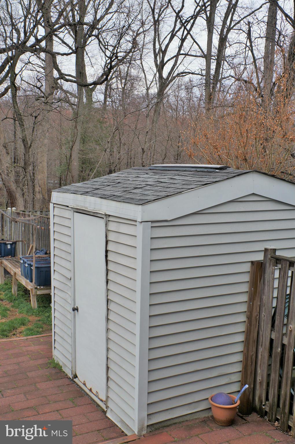 5816 Canvasback Road Burke, VA 22015 - Photo 22 of 25 Exterior (Rear)