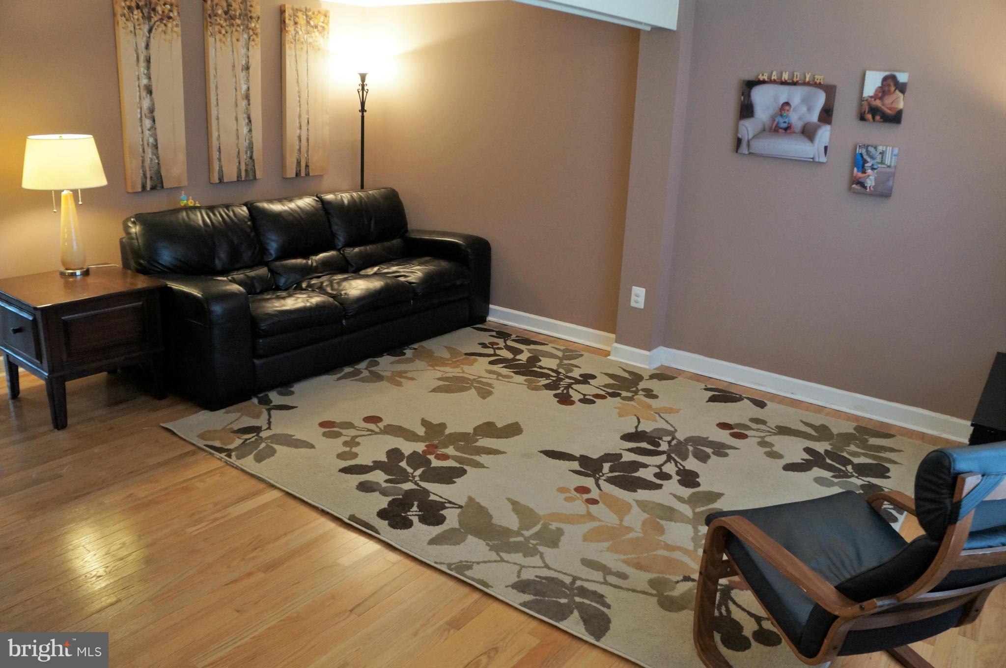 5816 Canvasback Road Burke, VA 22015 - Photo 6 of 25 Living Room