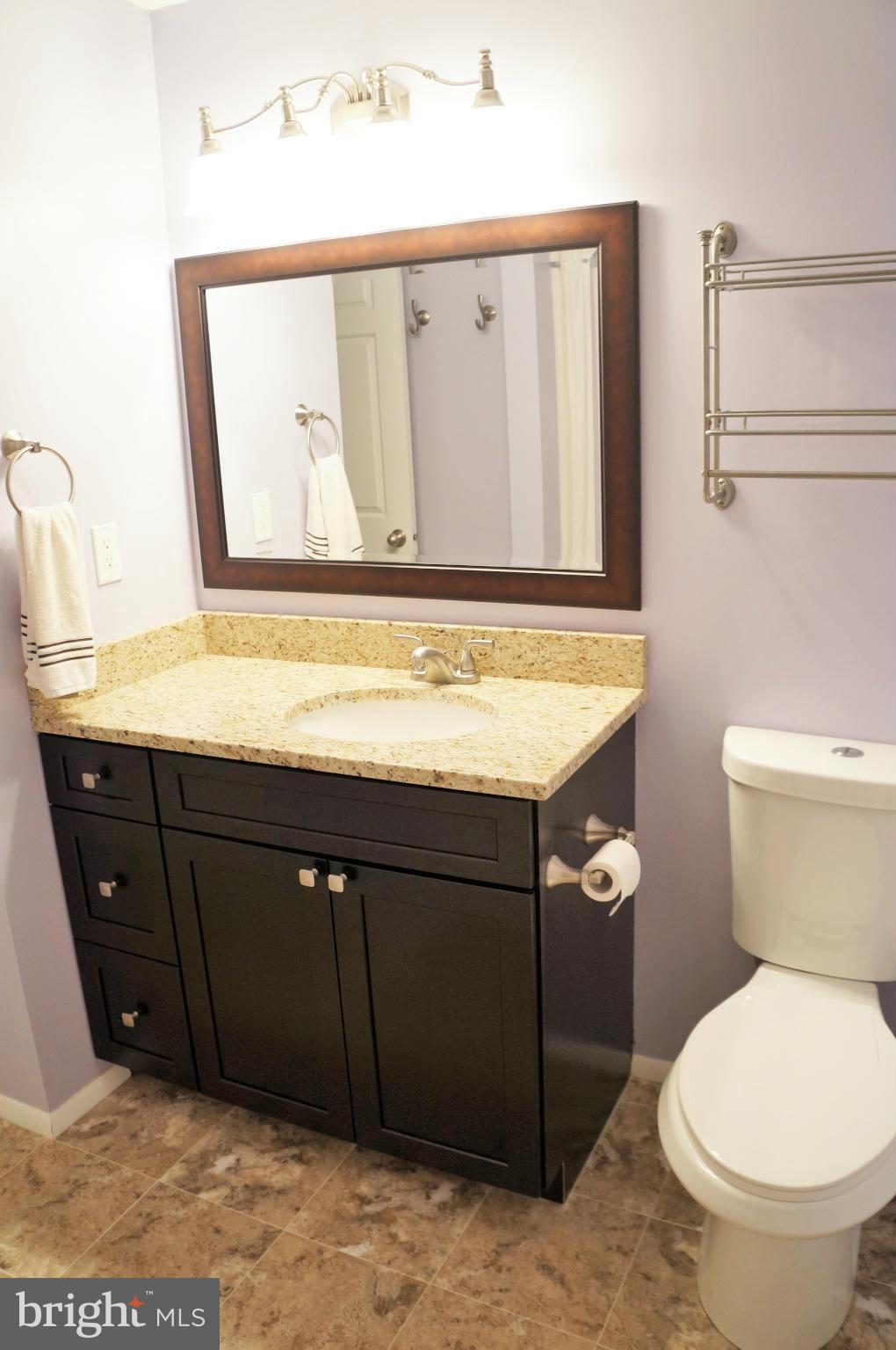 5816 Canvasback Road Burke, VA 22015 - Photo 9 of 25 Bath